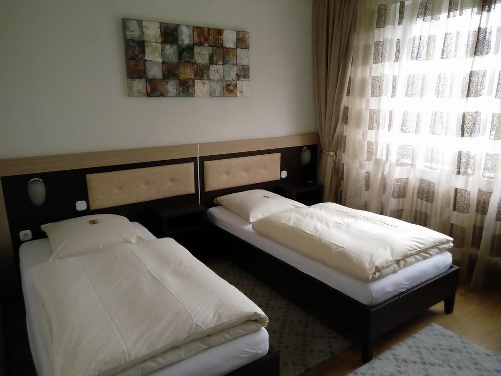 Hotel Alfa Neu-Isenburg Pokój zdjęcie